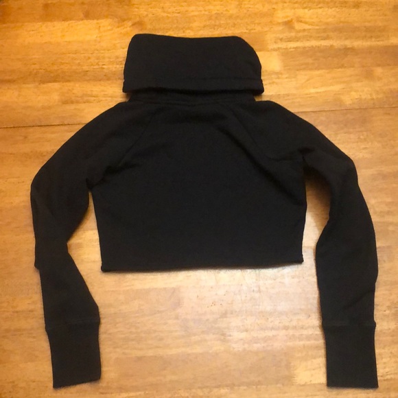 Gymshark Women’s Cowl Neck Cropped Hoodie! XSMALL! - Picture 4 of 6